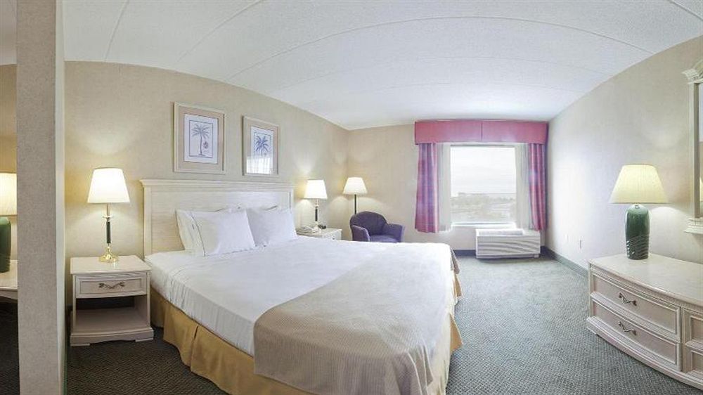 Holiday Inn Express & Suites - Ocean City, An Ihg Hotel Exterior photo